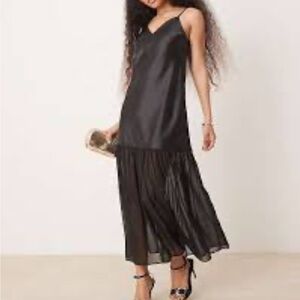 Elegant Black Spaghetti Strap Dress